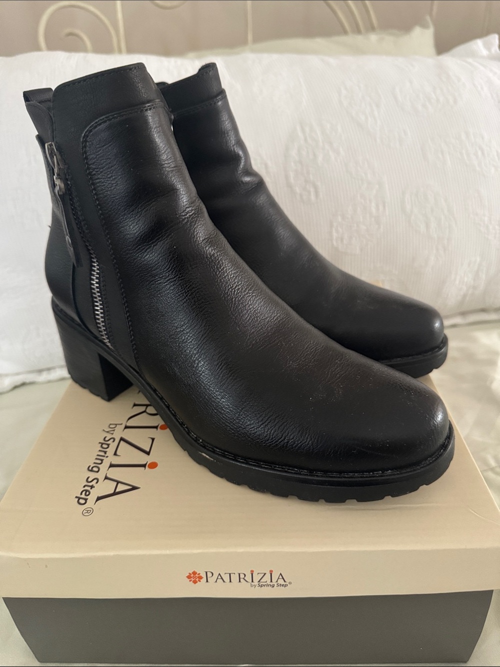 Black Ankle Boots with Side Zipper
